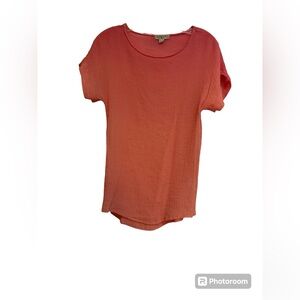 One World women’s pink short sleeve top.